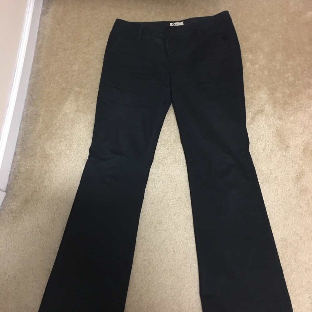 Junior’s black pants